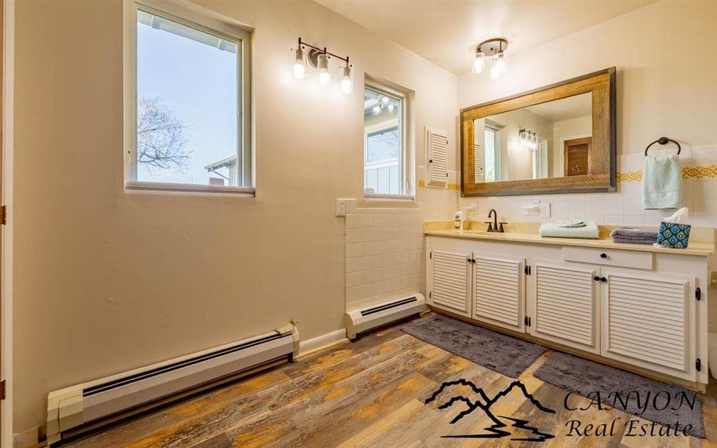 826 Cody Ave — photo 21 of 25