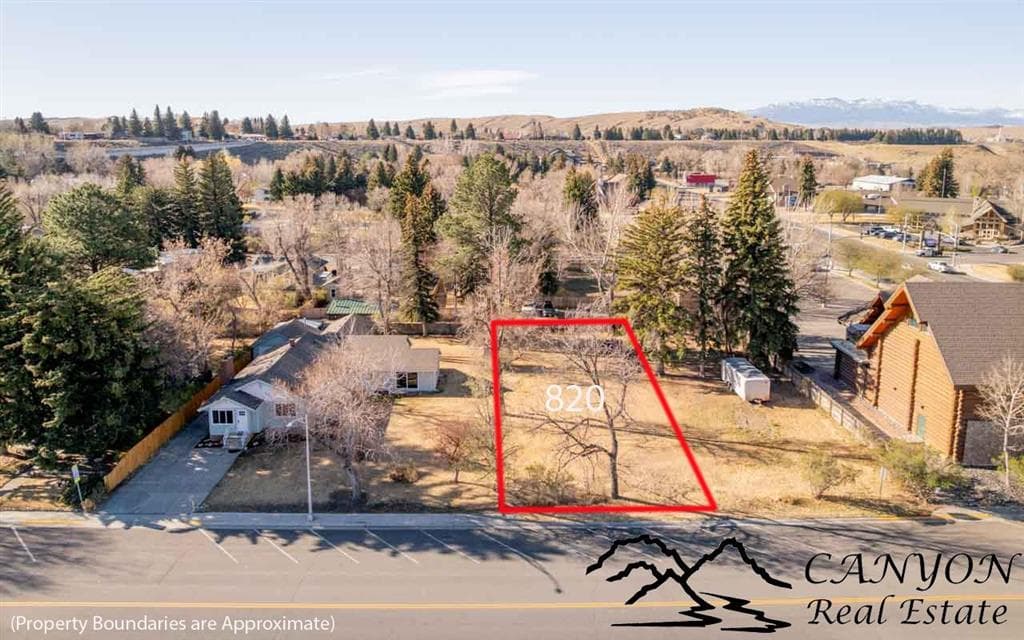 820 Cody Ave — photo 10 of 10