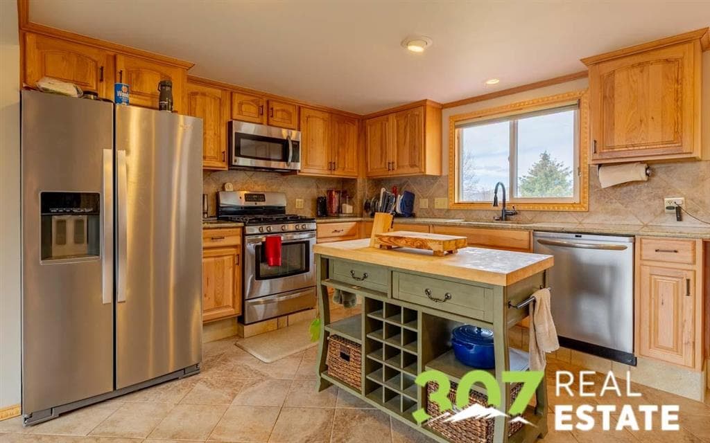 35 Appaloosa Ln — photo 4 of 25