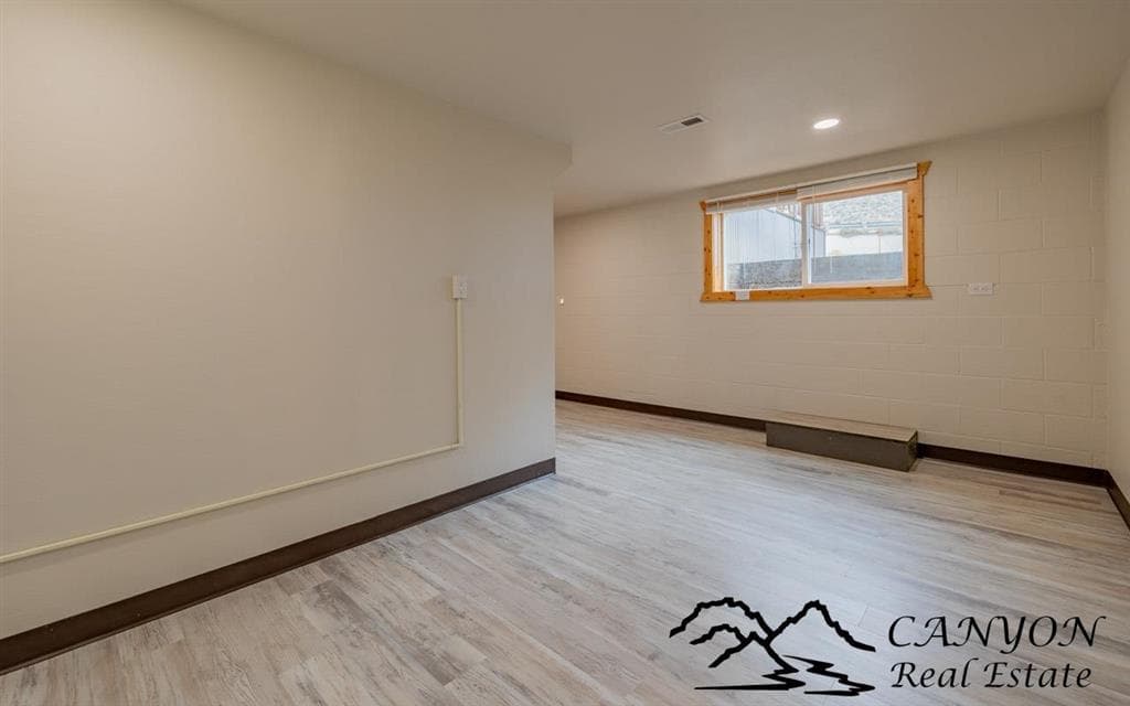 2249 Franklin St — photo 25 of 25