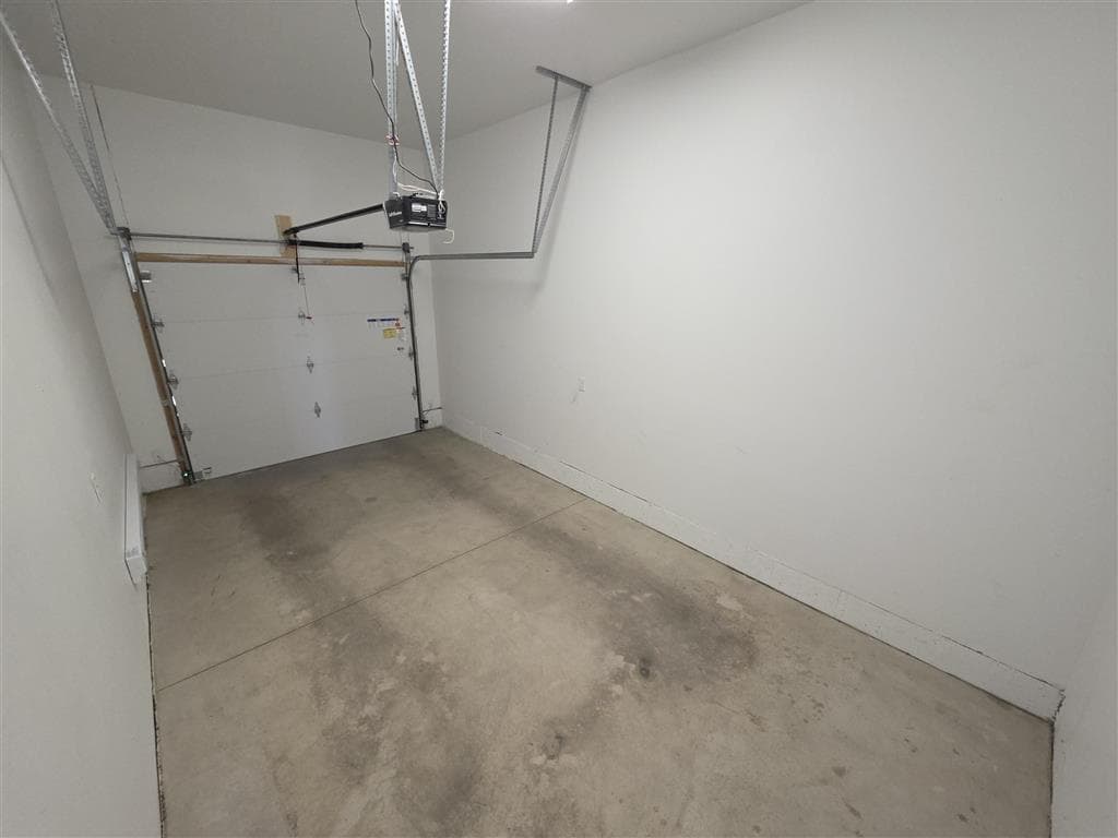 2867 Legacy Lane — photo 14 of 17