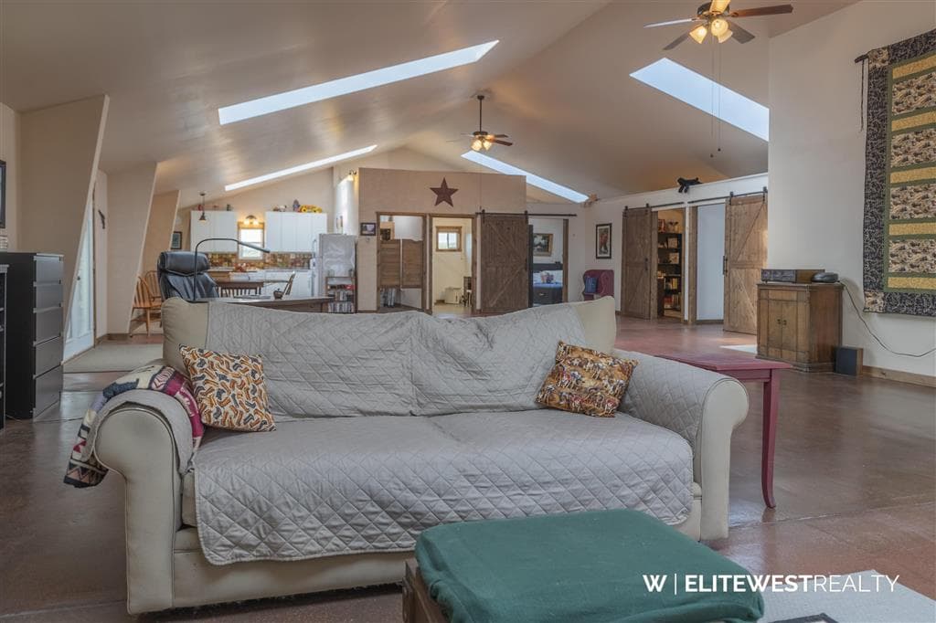 33 Cumberland Rd — photo 23 of 25