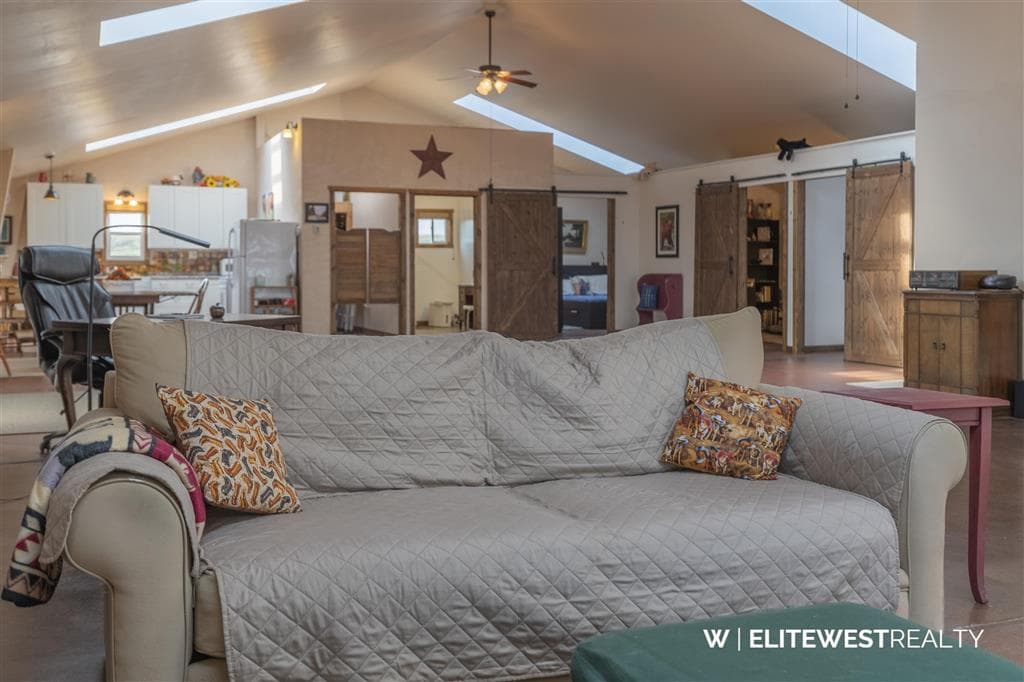 33 Cumberland Rd — photo 24 of 25