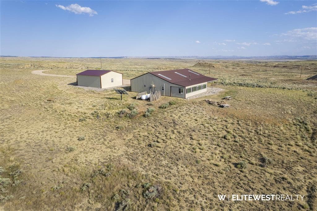 33 Cumberland Rd — photo 5 of 25