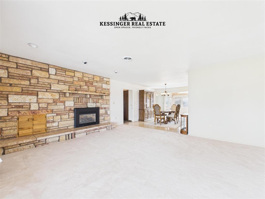 853 N Day St — photo 16 of 25