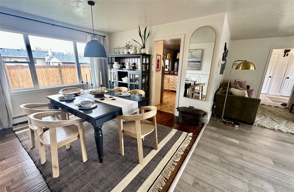 1801 Coburn Ave — photo 11 of 25