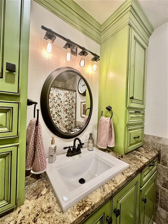 1801 Coburn Ave — photo 24 of 25