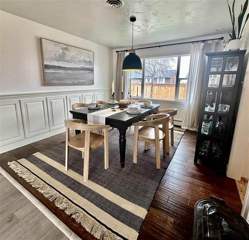 1801 Coburn Ave — photo 9 of 25