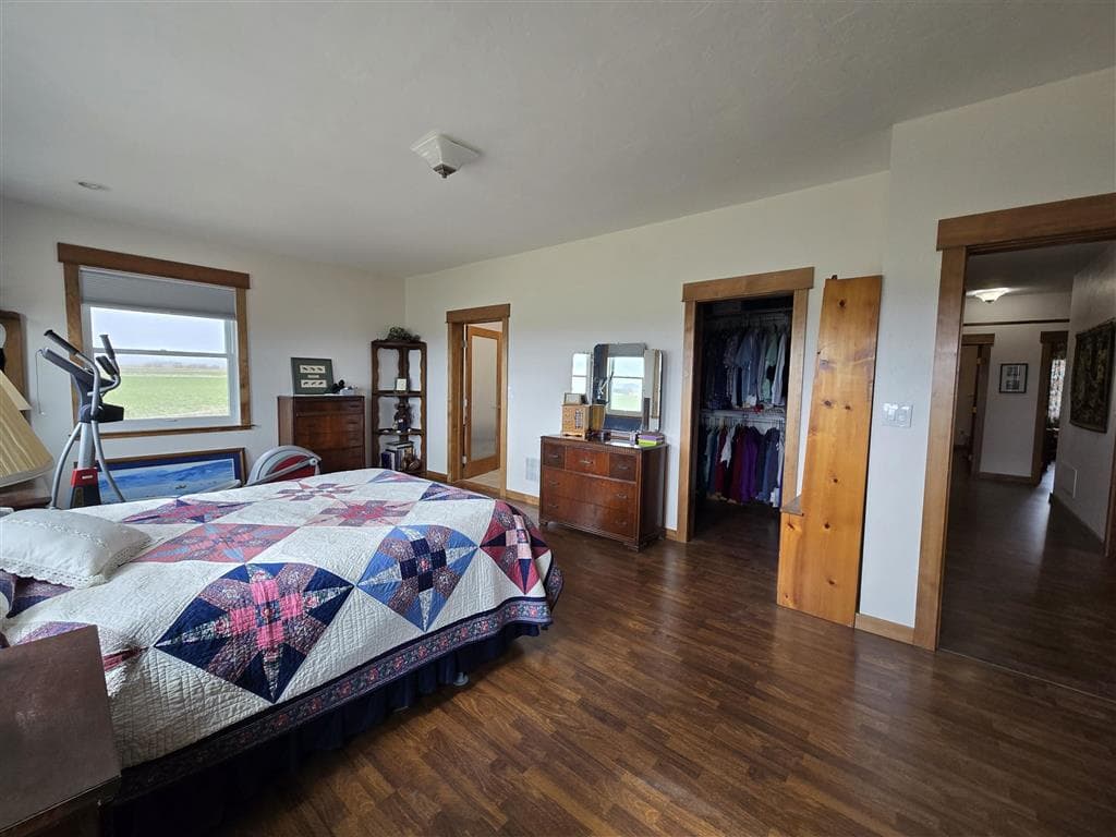 1876 Lane 9 — photo 11 of 25