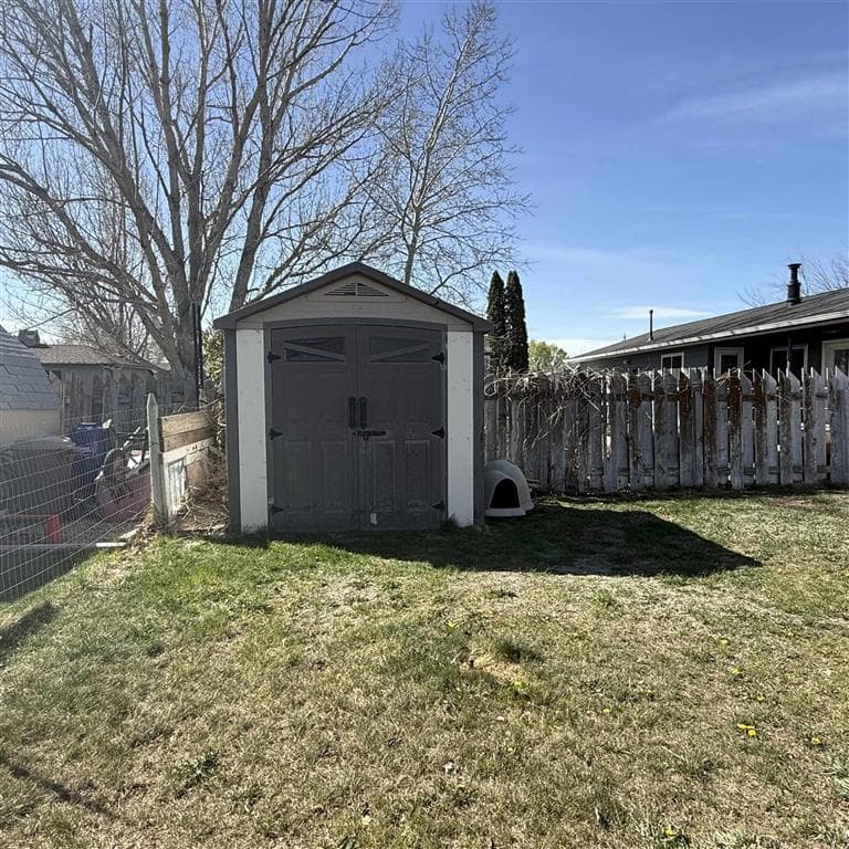 25 Circle Dr — photo 22 of 24