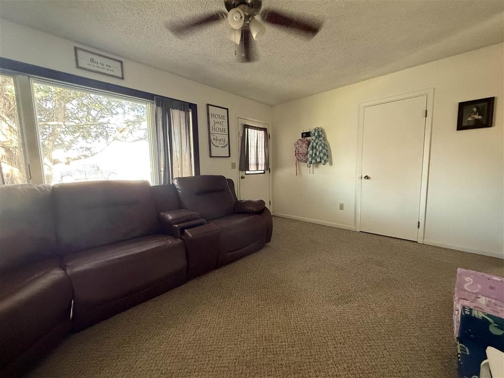 25 Circle Dr — photo 8 of 24