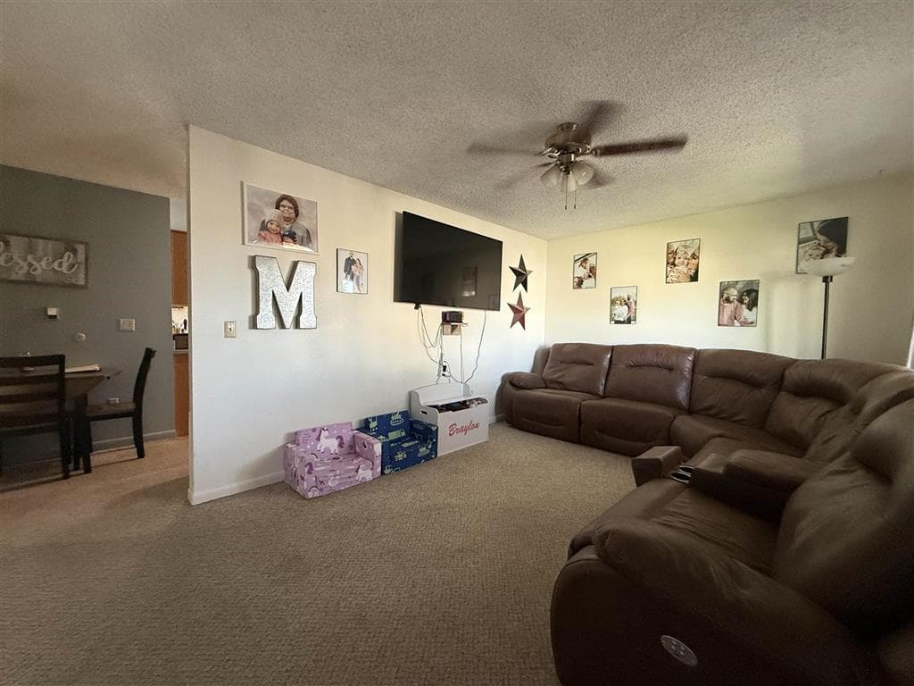 25 Circle Dr — photo 9 of 24