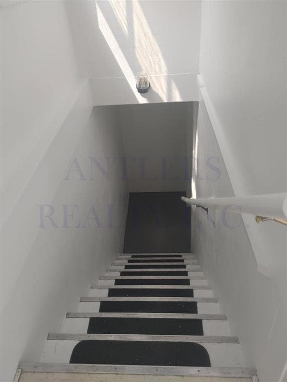 821.5 13th St — photo 2 of 9