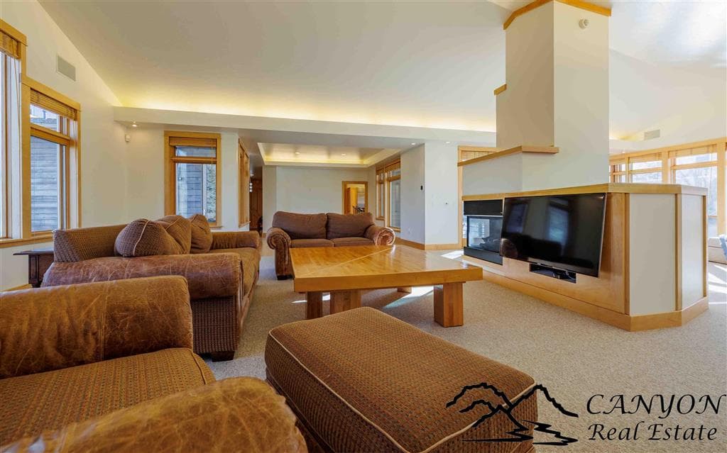 40 Castle Rock Rd — photo 13 of 25