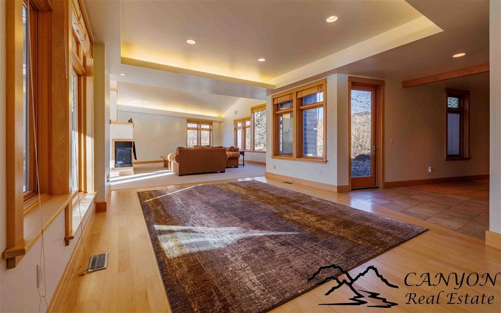 40 Castle Rock Rd — photo 10 of 25