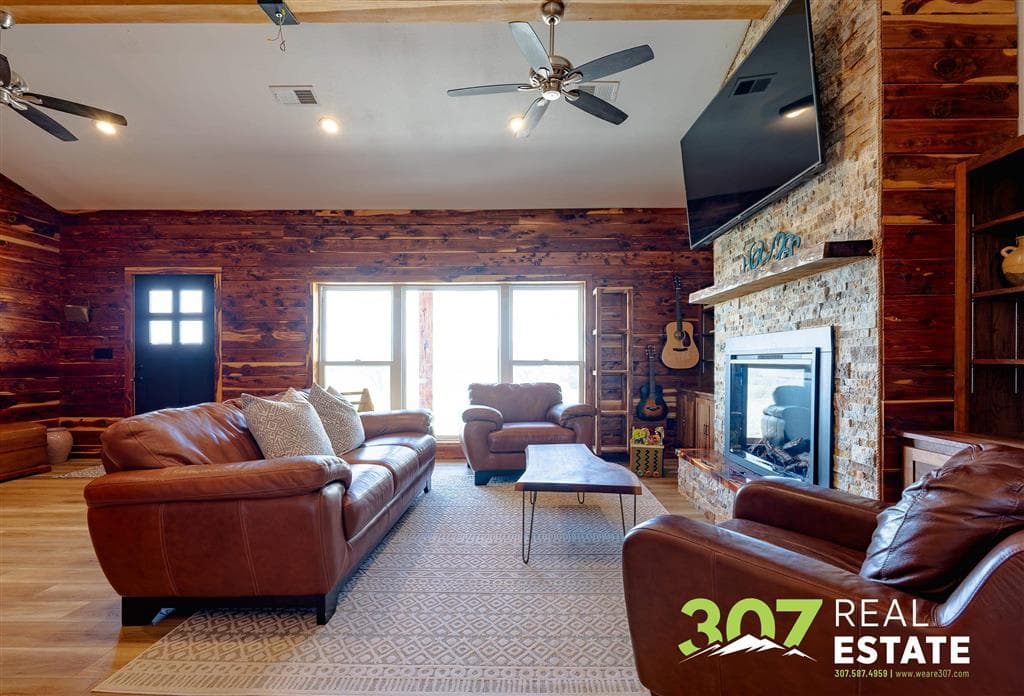 1909 Lane 39 1/2 — photo 15 of 25