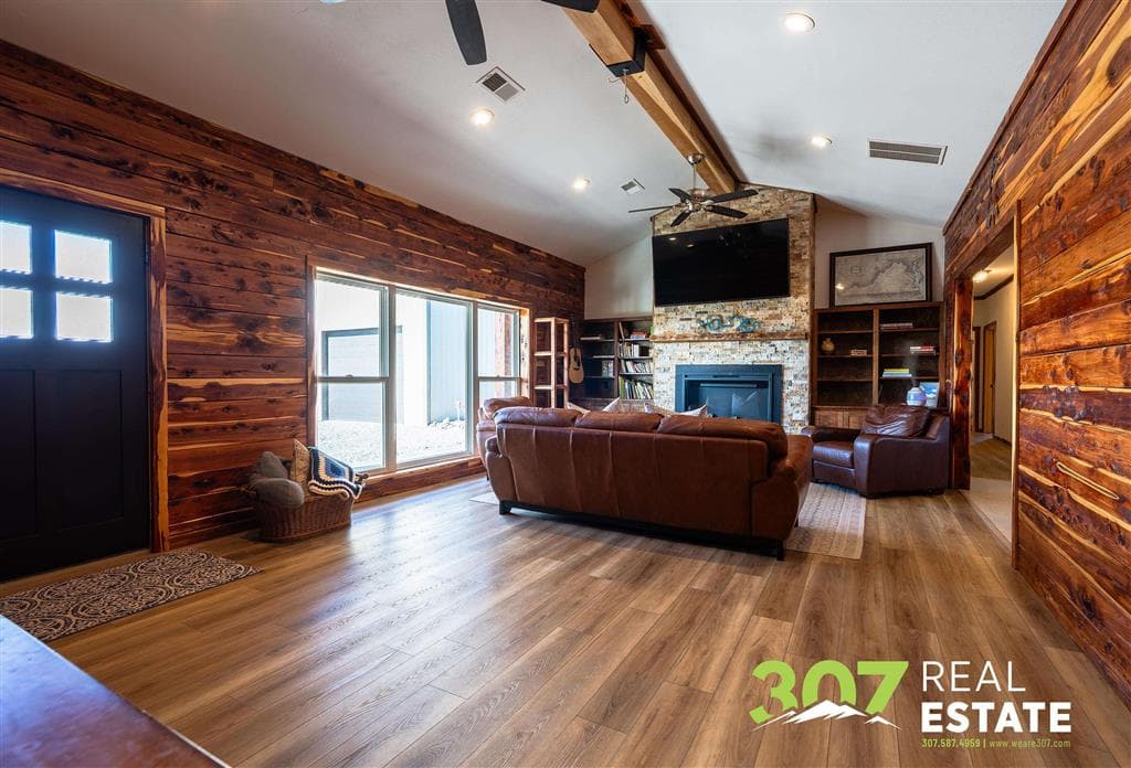 1909 Lane 39 1/2 — photo 17 of 25