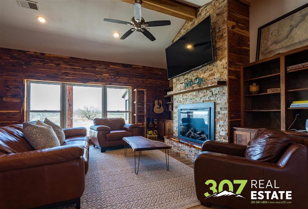 1909 Lane 39 1/2 — photo 19 of 25