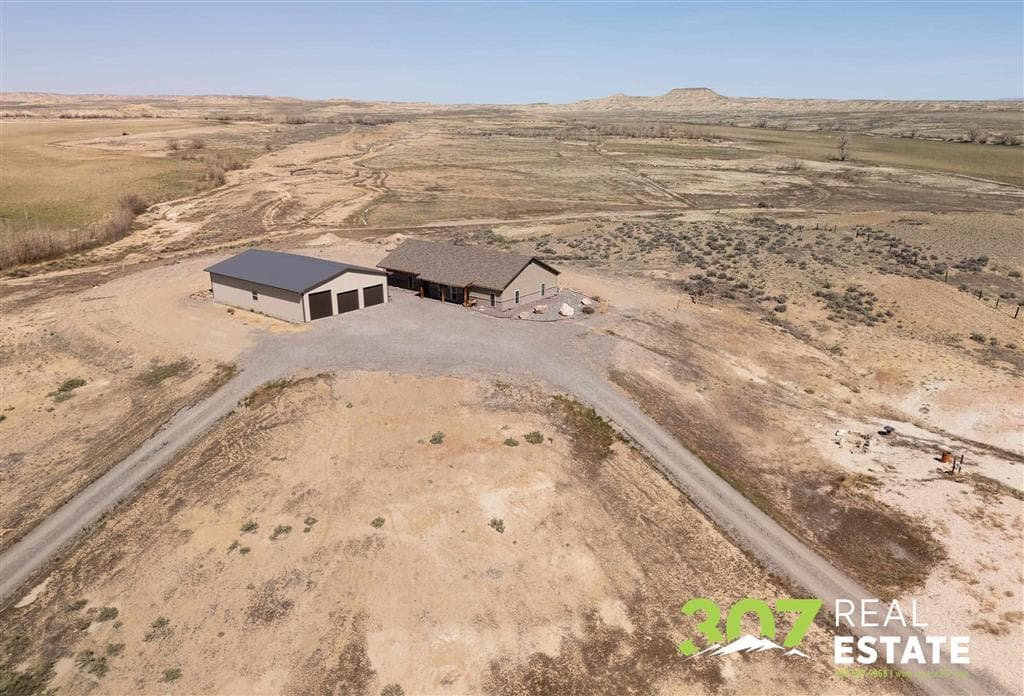 1909 Lane 39 1/2 — photo 3 of 25