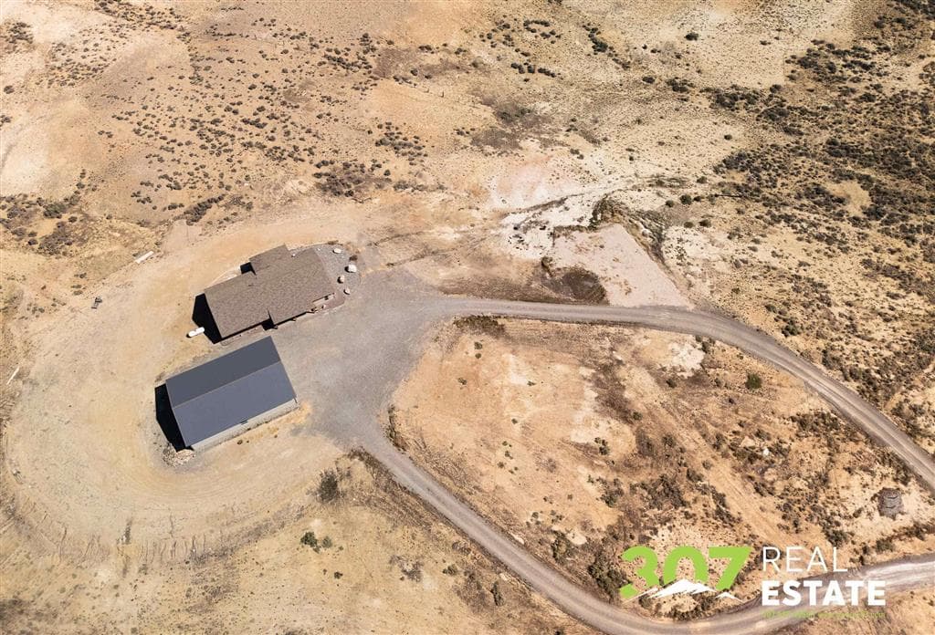 1909 Lane 39 1/2 — photo 4 of 25