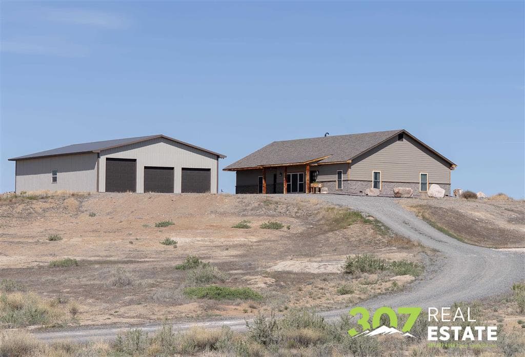 1909 Lane 39 1/2 — photo 7 of 25