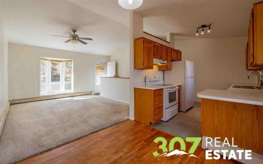 719 Canyon View Ave — photo 15 of 25