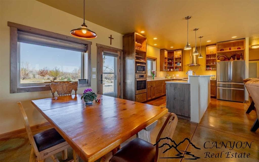 27 Teepee Ring Rd — photo 15 of 25