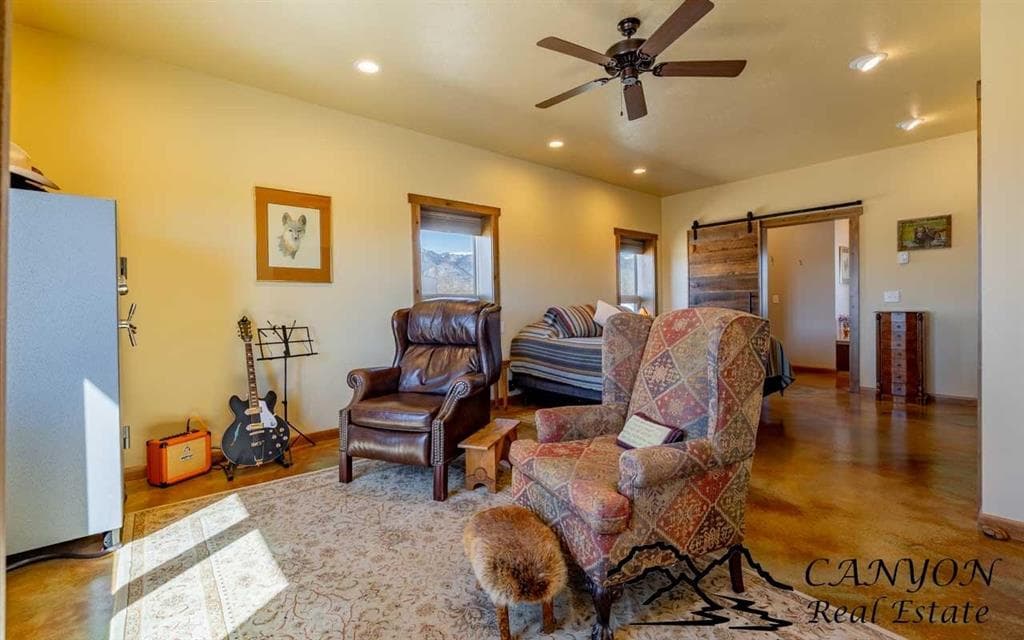 27 Teepee Ring Rd — photo 17 of 25