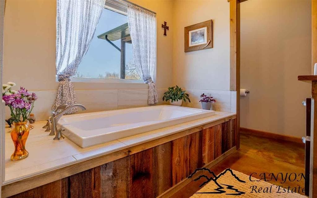 27 Teepee Ring Rd — photo 23 of 25