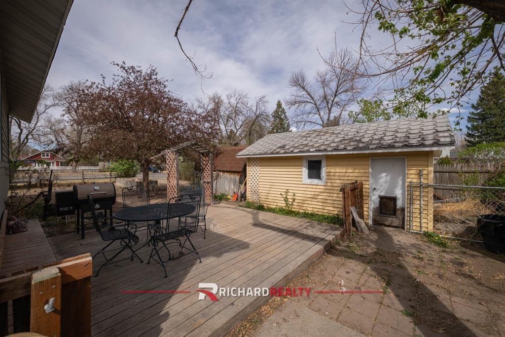 1302 Salsbury Ave — photo 17 of 24