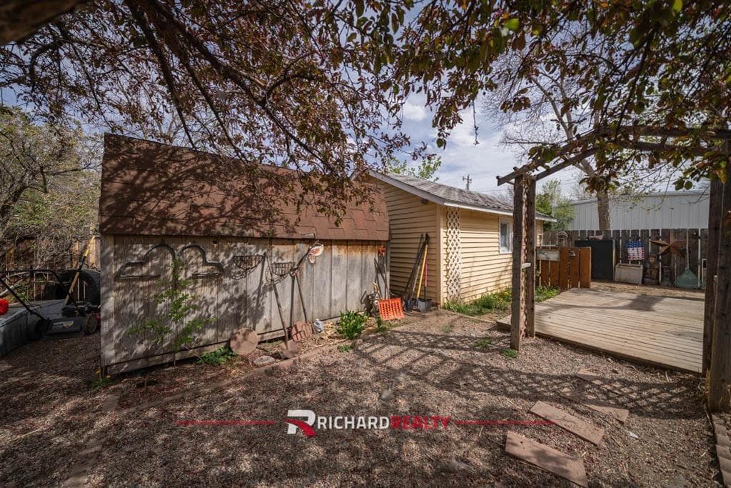 1302 Salsbury Ave — photo 19 of 24