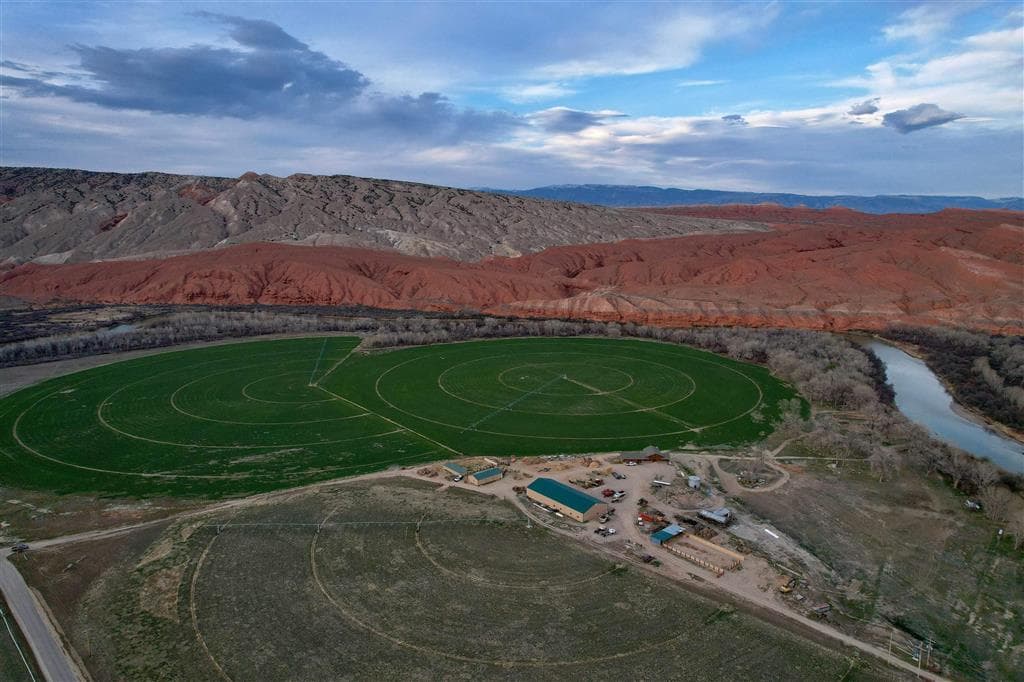 3141 Road 26 1/2 photo 1