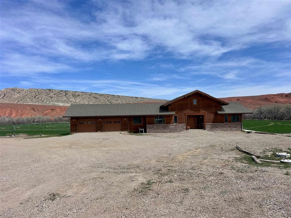 3141 Road 26 1/2 — photo 7 of 25