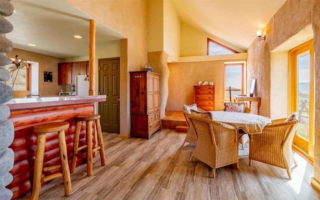 111 Rocking M Tr — photo 7 of 25