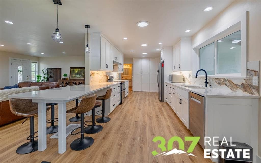 3111 Kent Ave — photo 8 of 25