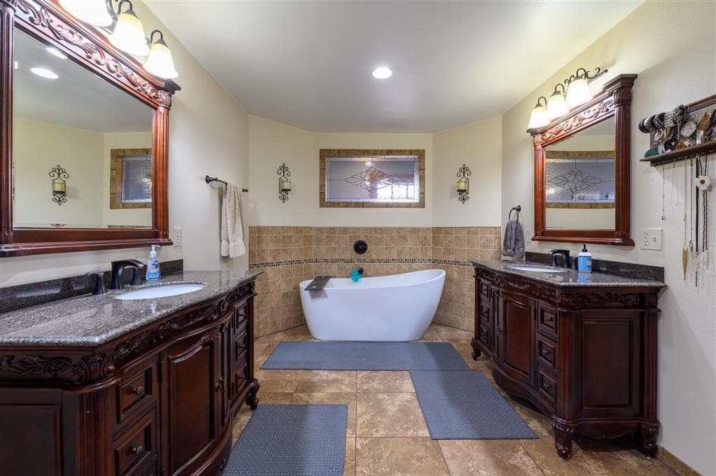 3938 Carter Mountain Dr — photo 24 of 25