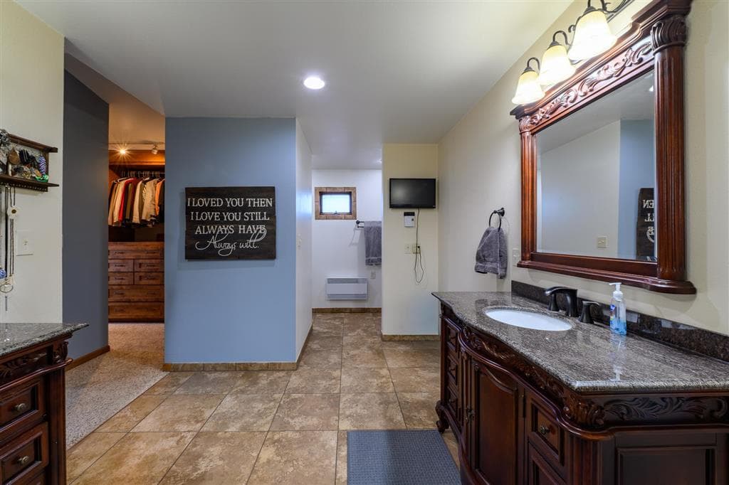 3938 Carter Mountain Dr — photo 25 of 25