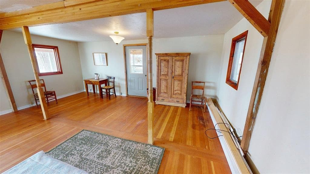 646 Lane 7 — photo 3 of 25