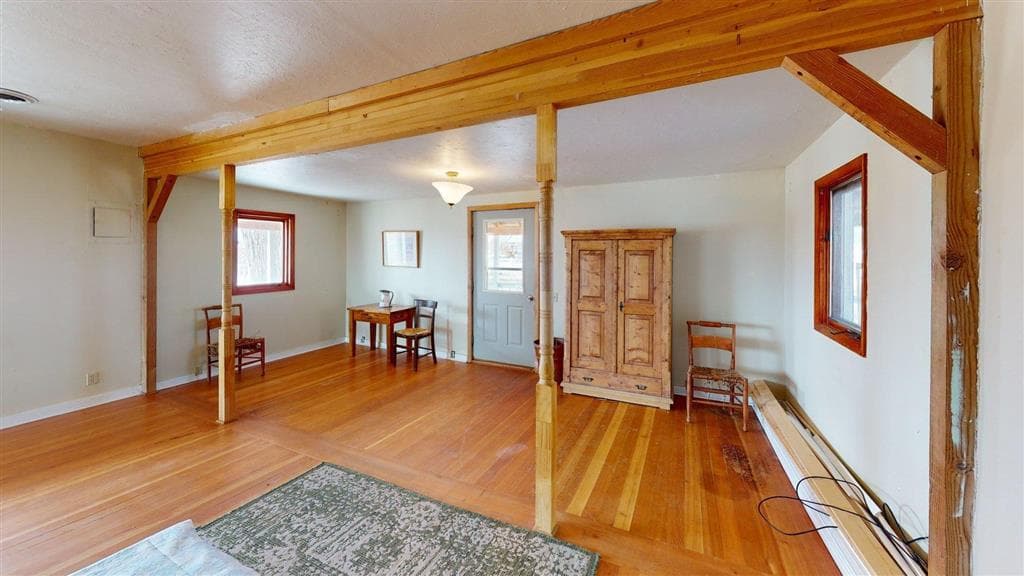 646 Lane 7 — photo 5 of 25