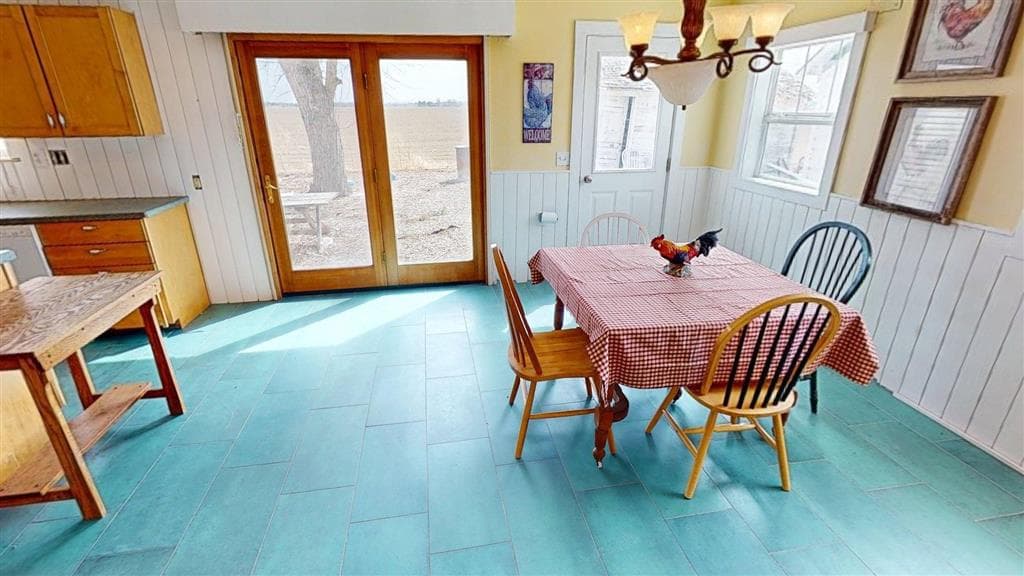 646 Lane 7 — photo 9 of 25