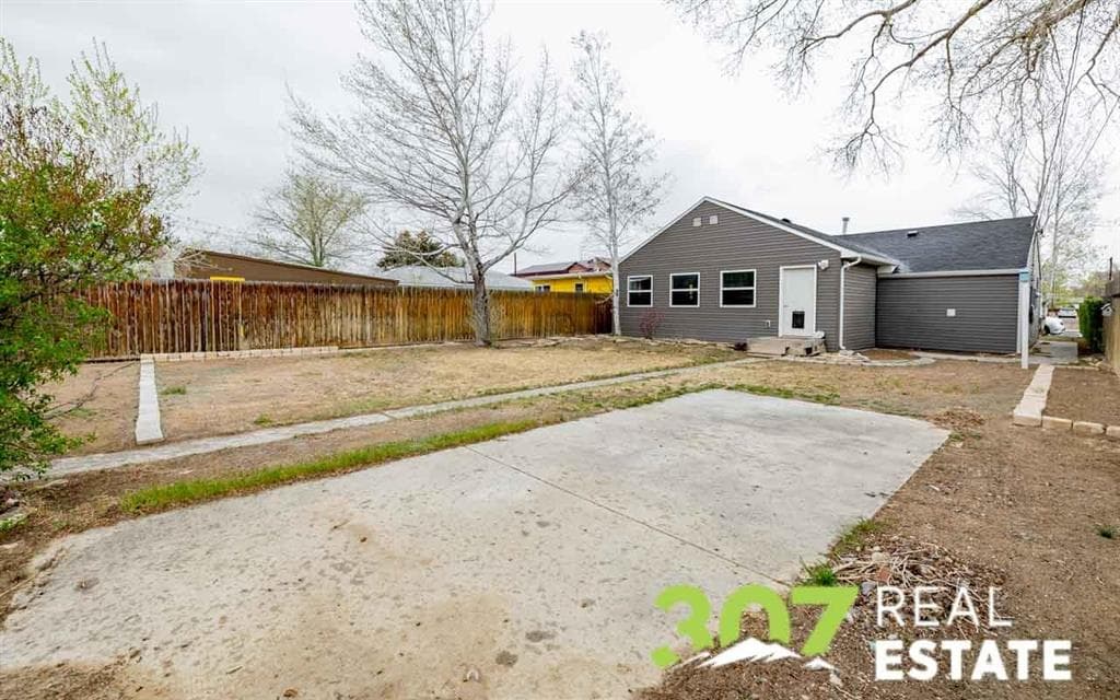 644 Avenue H — photo 20 of 25