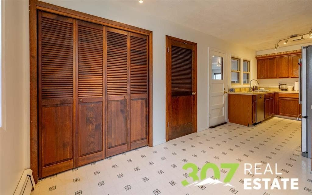 644 Avenue H — photo 5 of 25