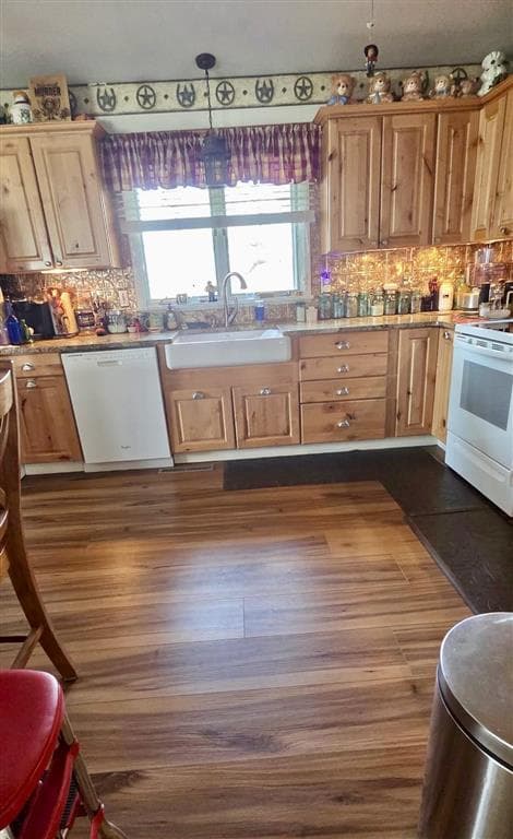 111 Country Drive — photo 4 of 25