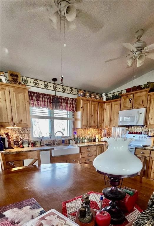 111 Country Drive — photo 5 of 25