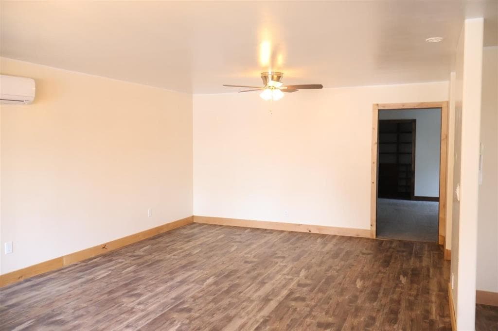 1314 Red Butte Ave — photo 7 of 21