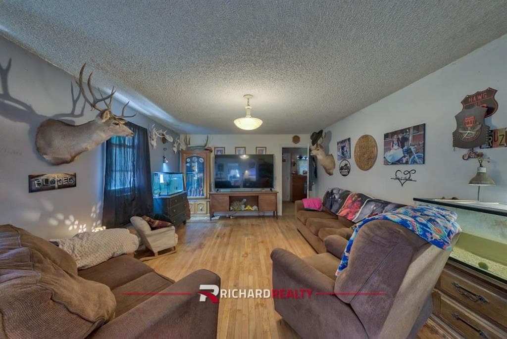 747 E Jefferson St — photo 10 of 25