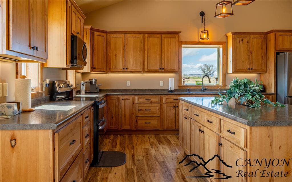 544 Road 1 — photo 4 of 25