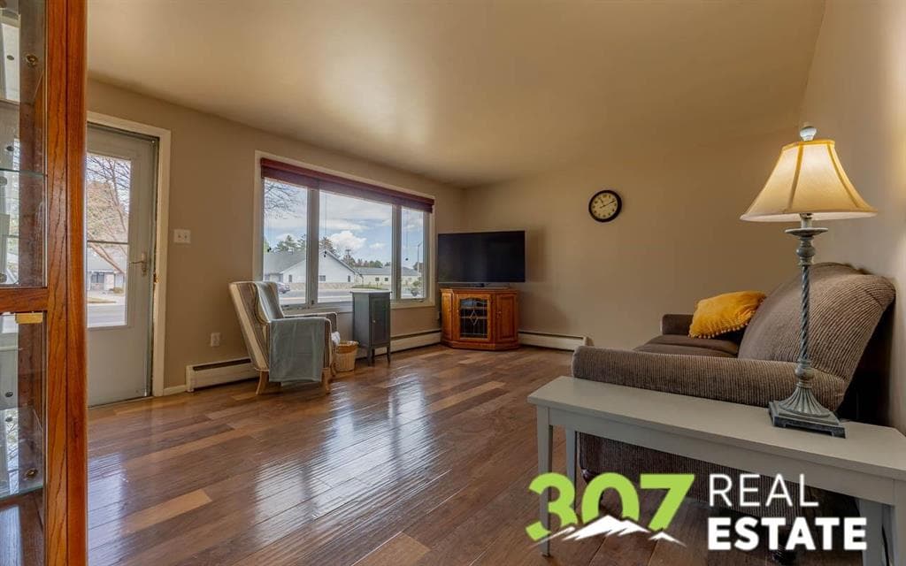1214 Stampede Ave — photo 2 of 25