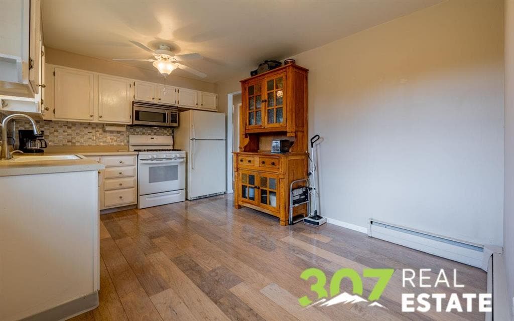 1214 Stampede Ave — photo 4 of 25