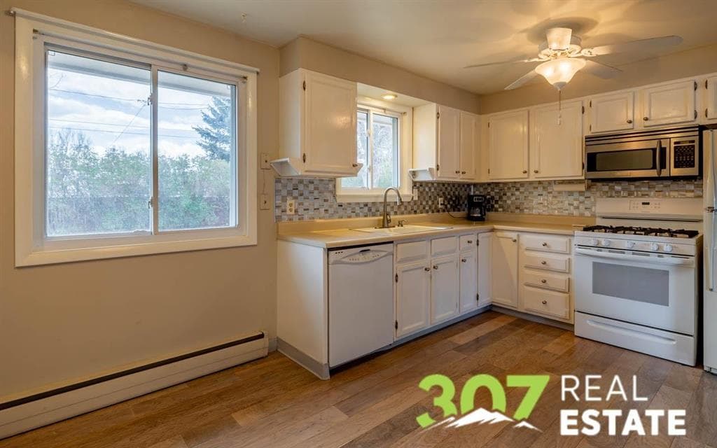 1214 Stampede Ave — photo 5 of 25